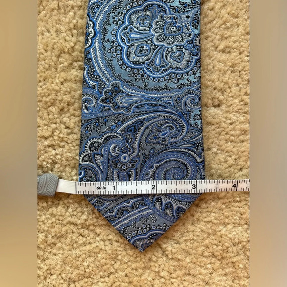 Nob Hill Collection Men's 100% Silk Tie - EUC - Blue Paisley - Picture 3 of 5